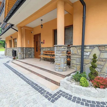 Pod Tatrami Centrum Hotel *