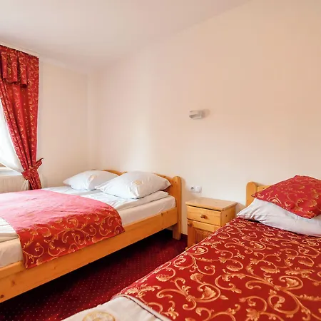 Pod Tatrami Centrum Hotell