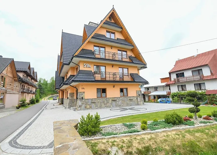 Pod Tatrami Centrum بيالكا تاترزانسكا